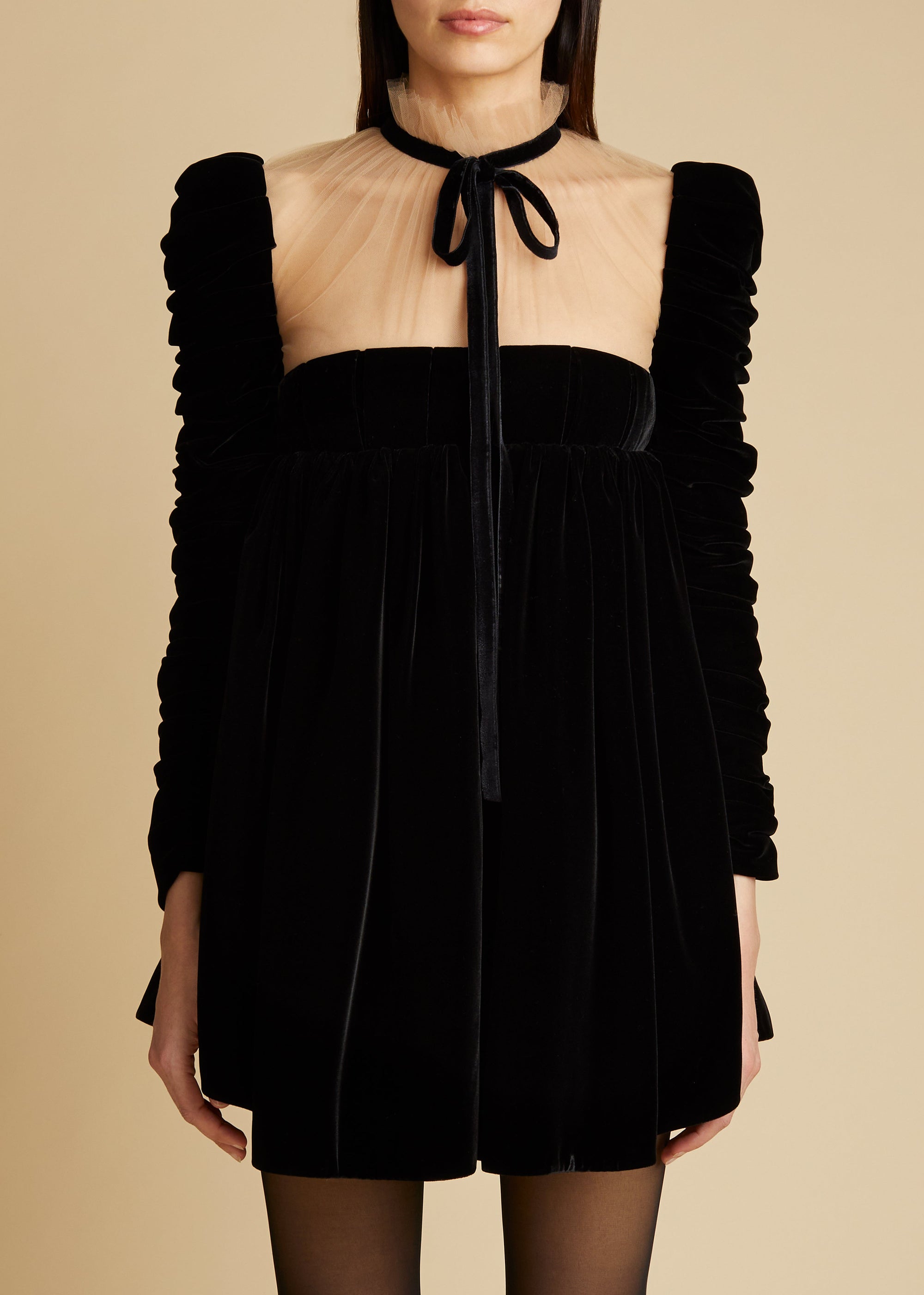 Robe Ann - Black