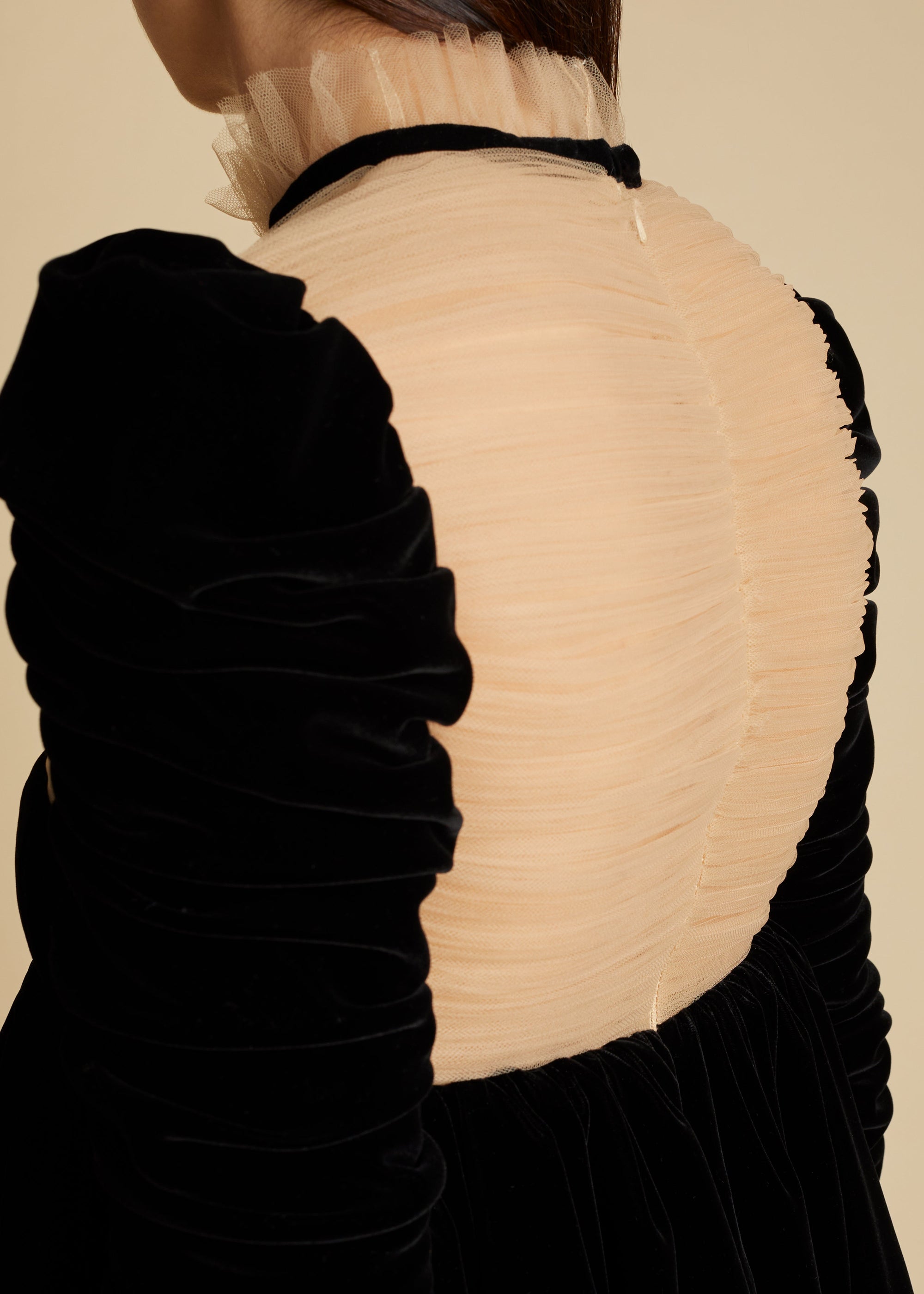 Robe Ann - Black