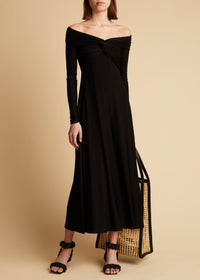 Robe Cerna - Black