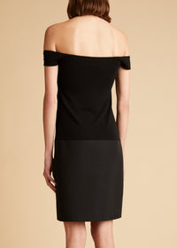 Robe Moni - Black
