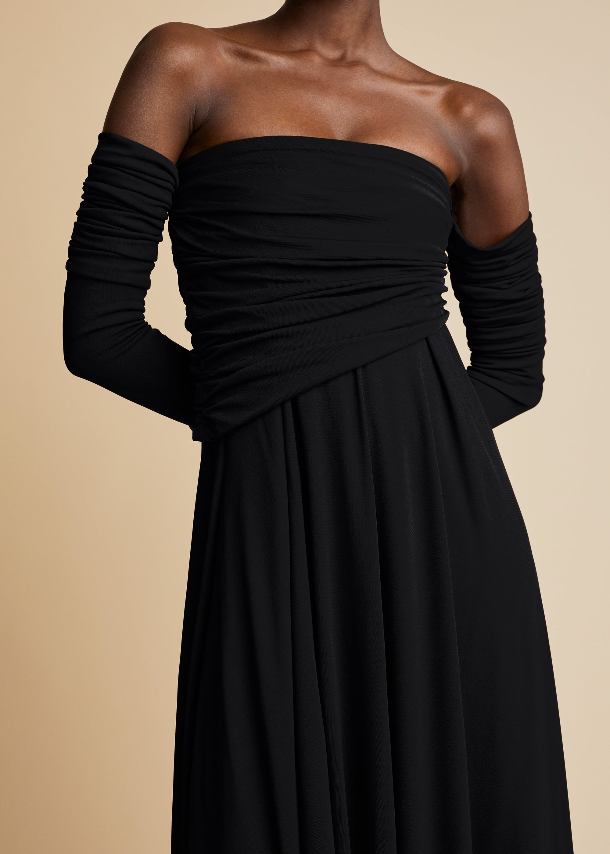 Robe Nerissa - Black
