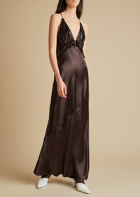 Robe Nirva - Dark Brown