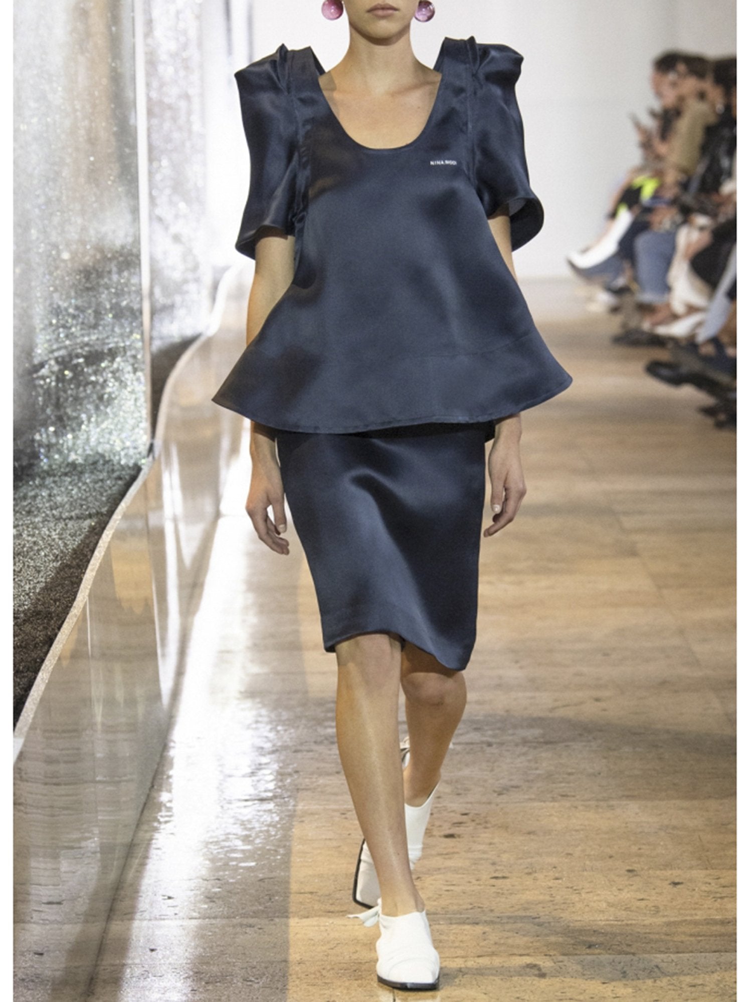 Top évasé en satin de soie - Navy