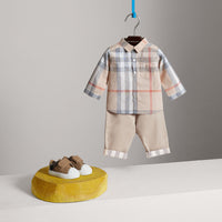 Pantalon en coton avec revers apparents à motif check - Taupe