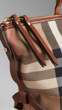 Petit sac tote en house check à bride - Dark Tan