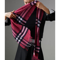 Écharpe en cachemire à motif check classique - Fuchsia Pink
