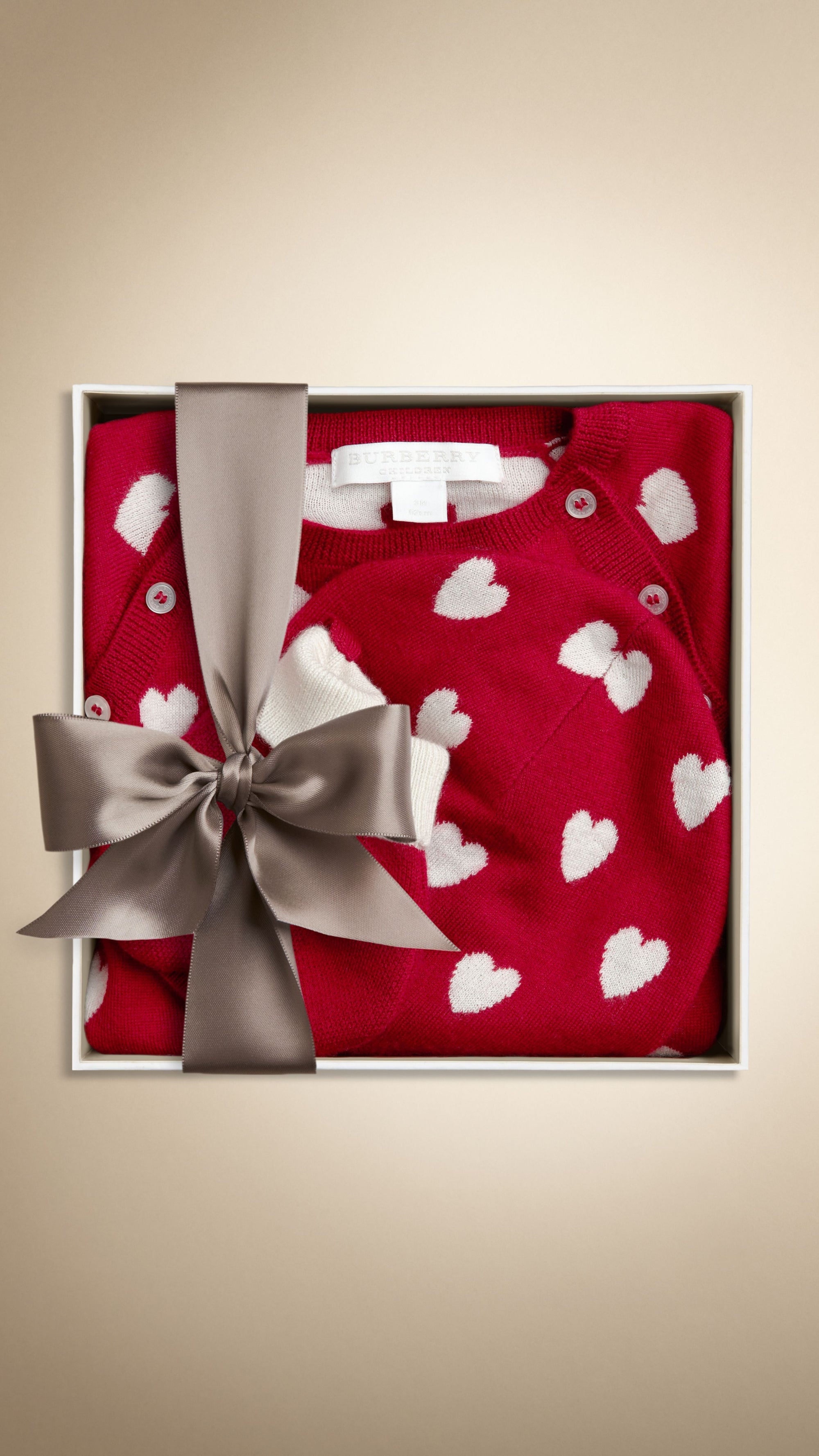 Set cadeau pour bébé en cachemire à cœurs - Deep Red