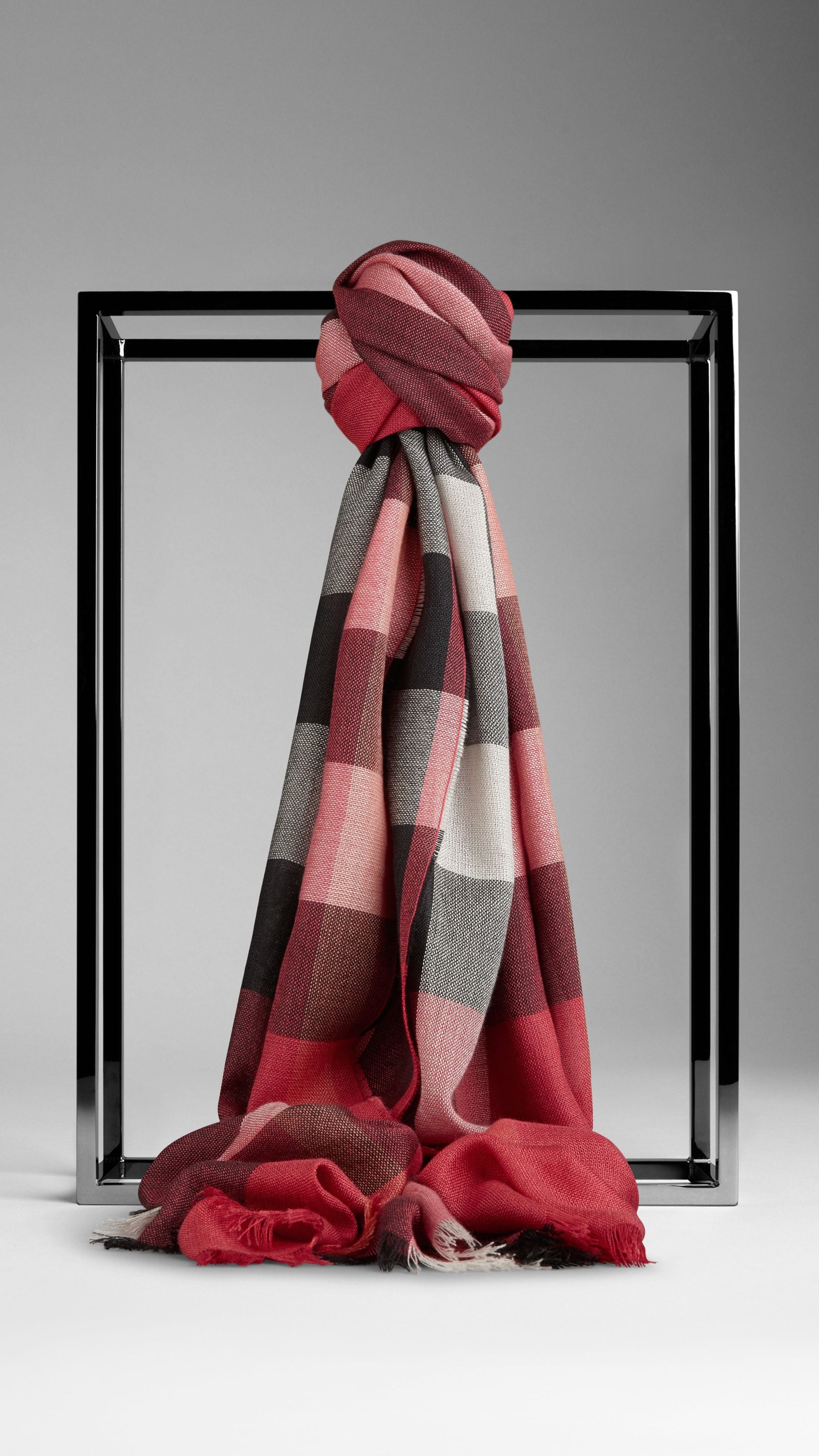 Foulard en soie et cachemire à motif check - Bright Rose Check