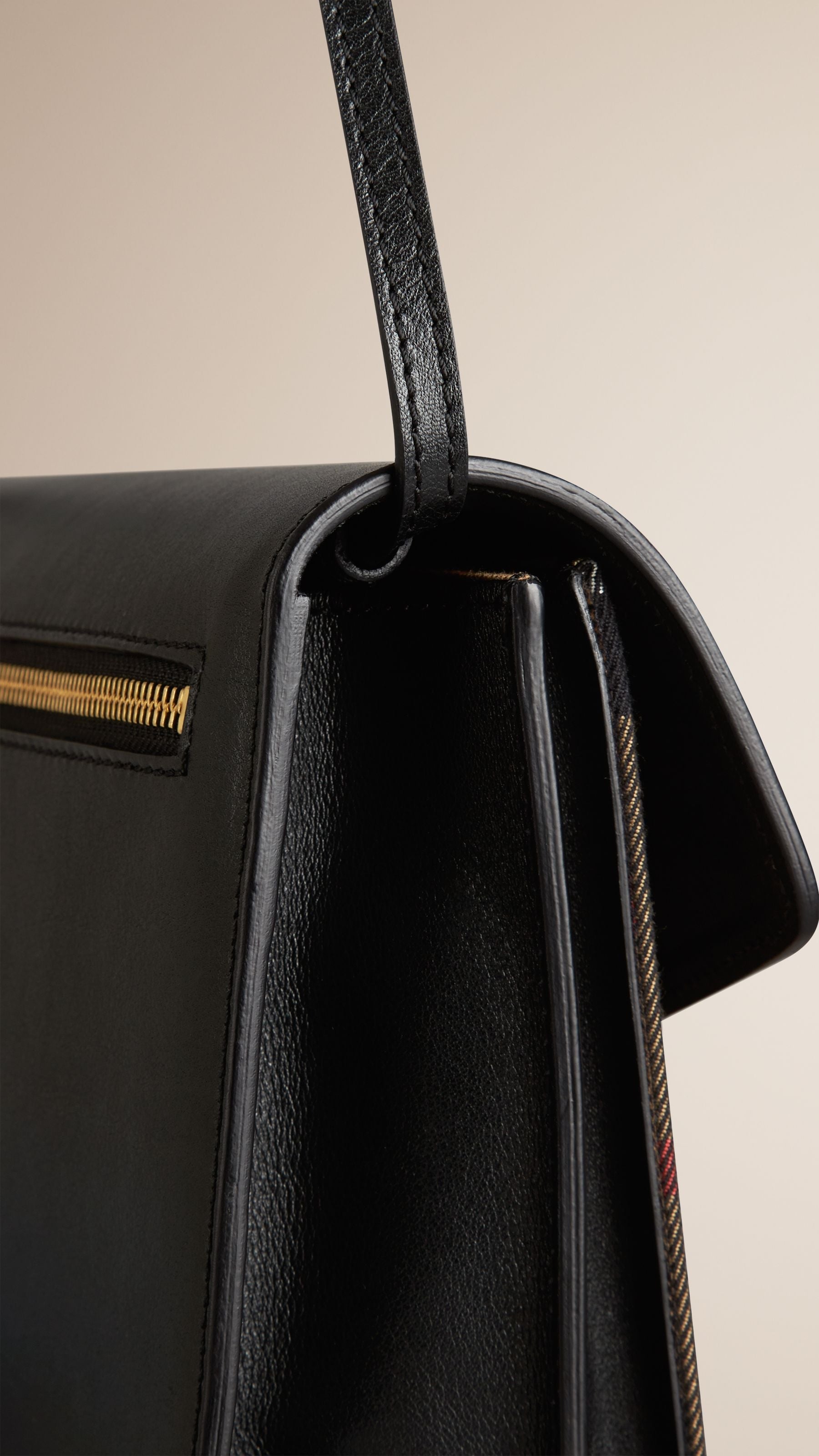 Petit sac à bandoulière en cuir house check et cuir - Black