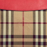 Clutch avec motif Horseferry check et panneau en cuir - Parade Red
