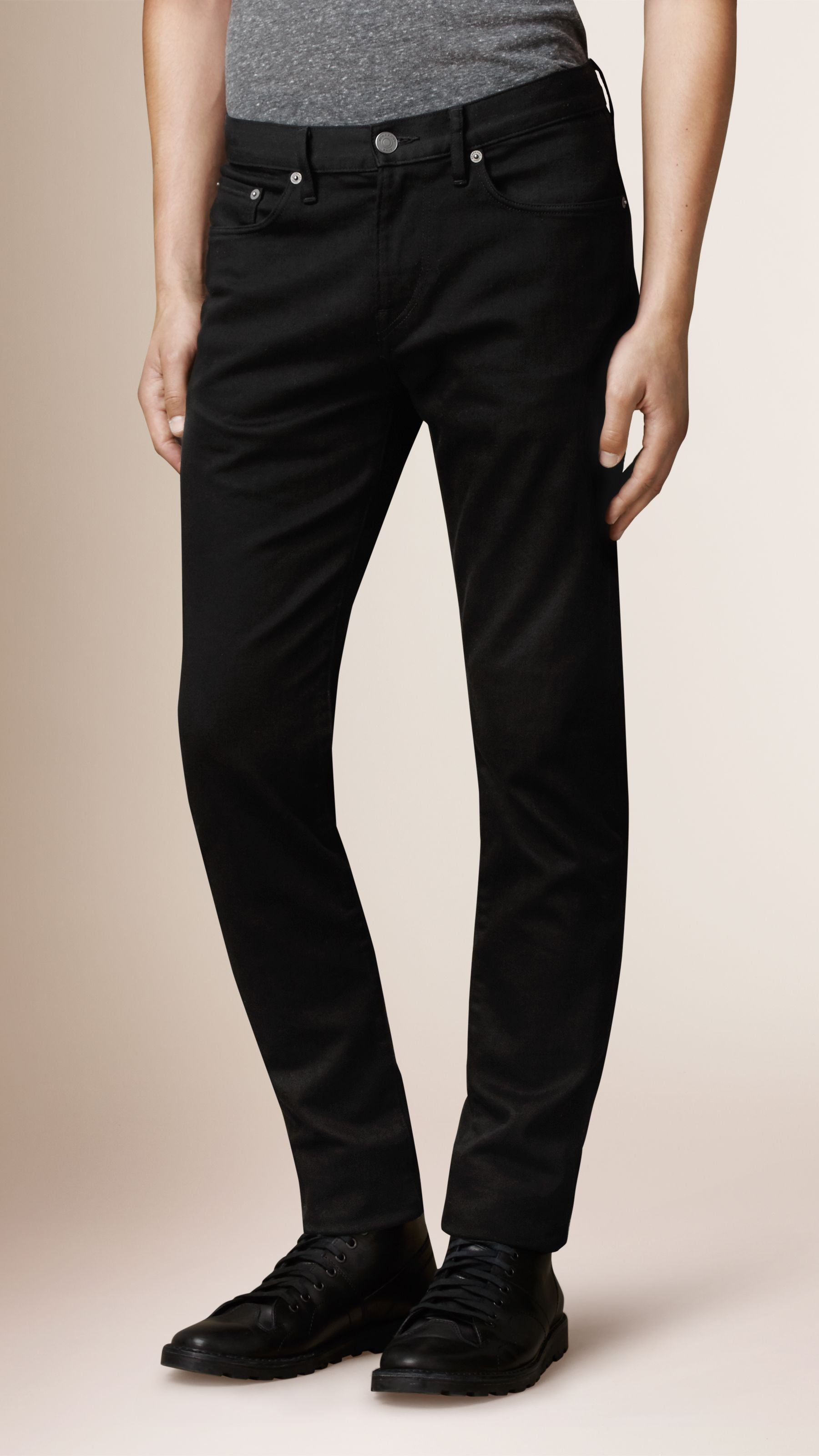 Jean de coupe droite teint en fil - Black