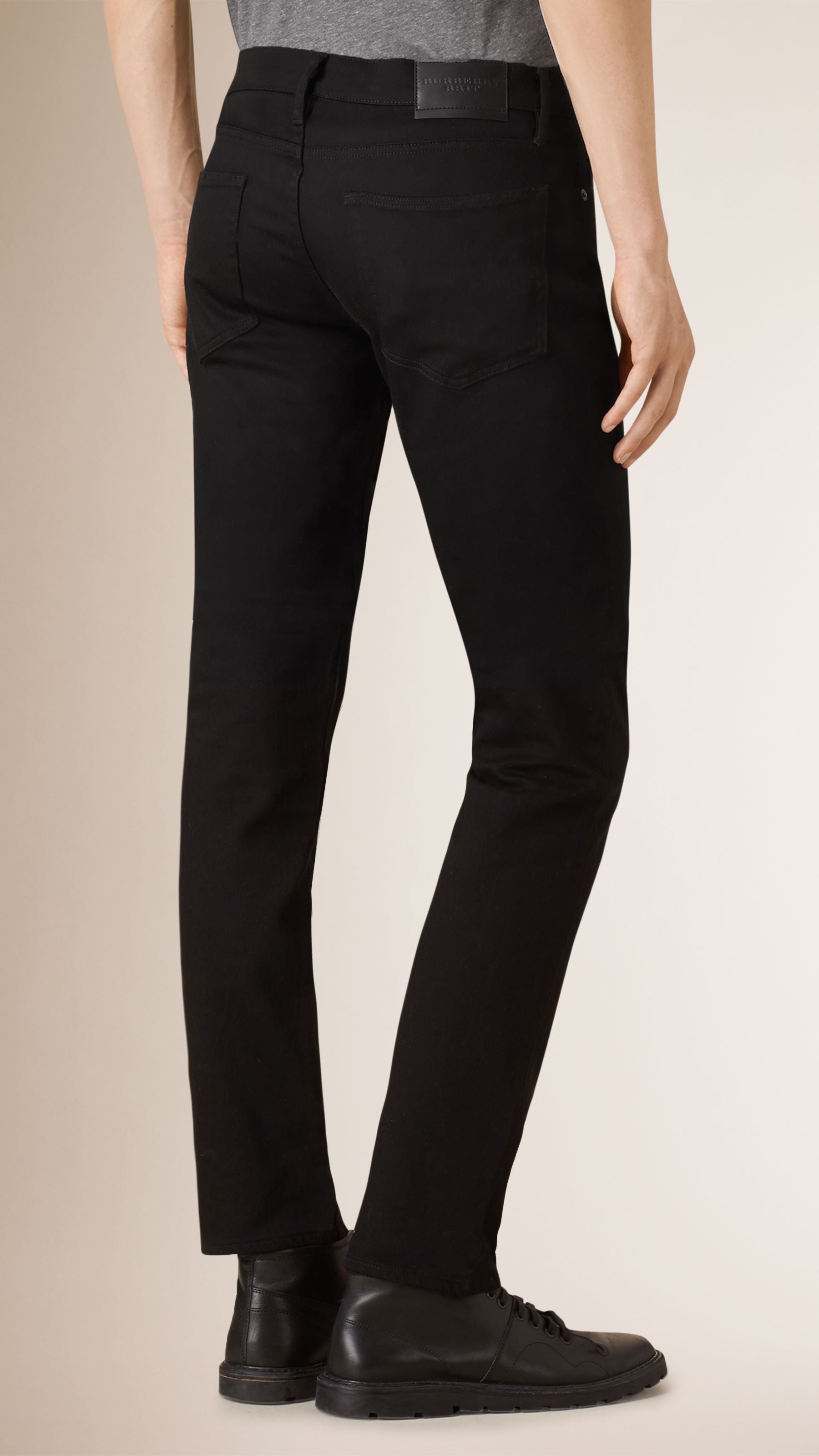 Jean de coupe droite teint en fil - Black