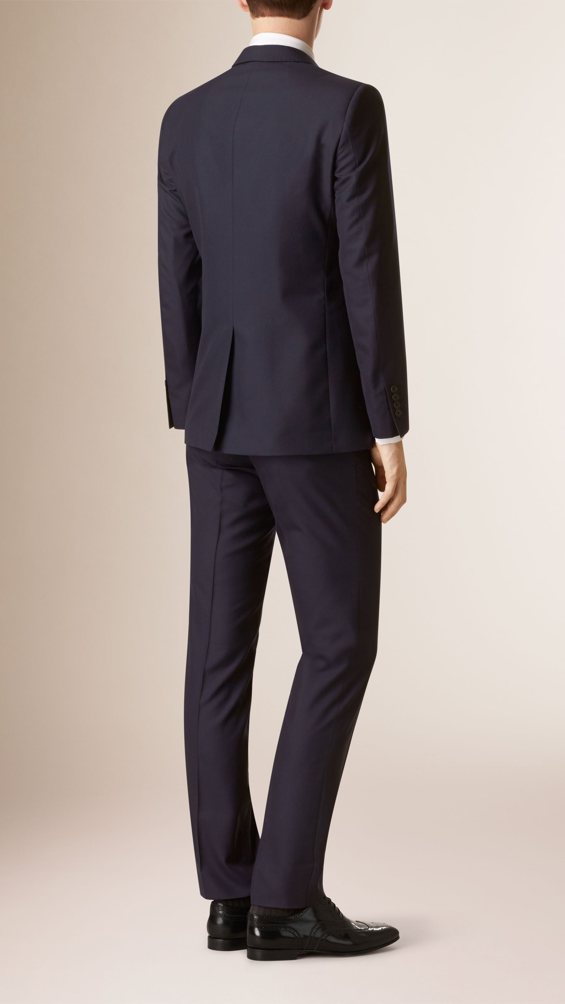 Costume de coupe moderne en laine - Navy