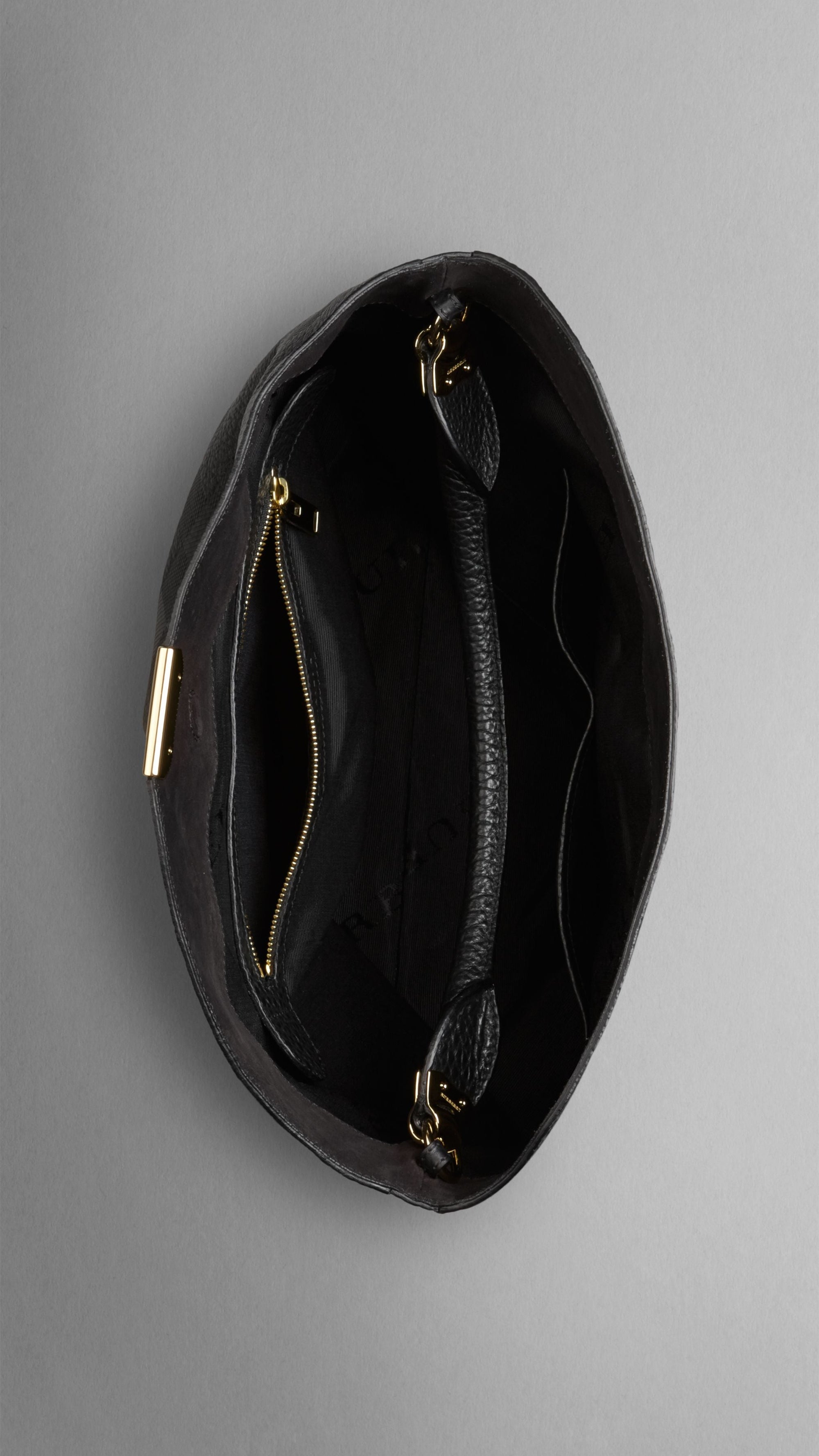 Sac hobo medium en cuir avec motif check en relief - Black