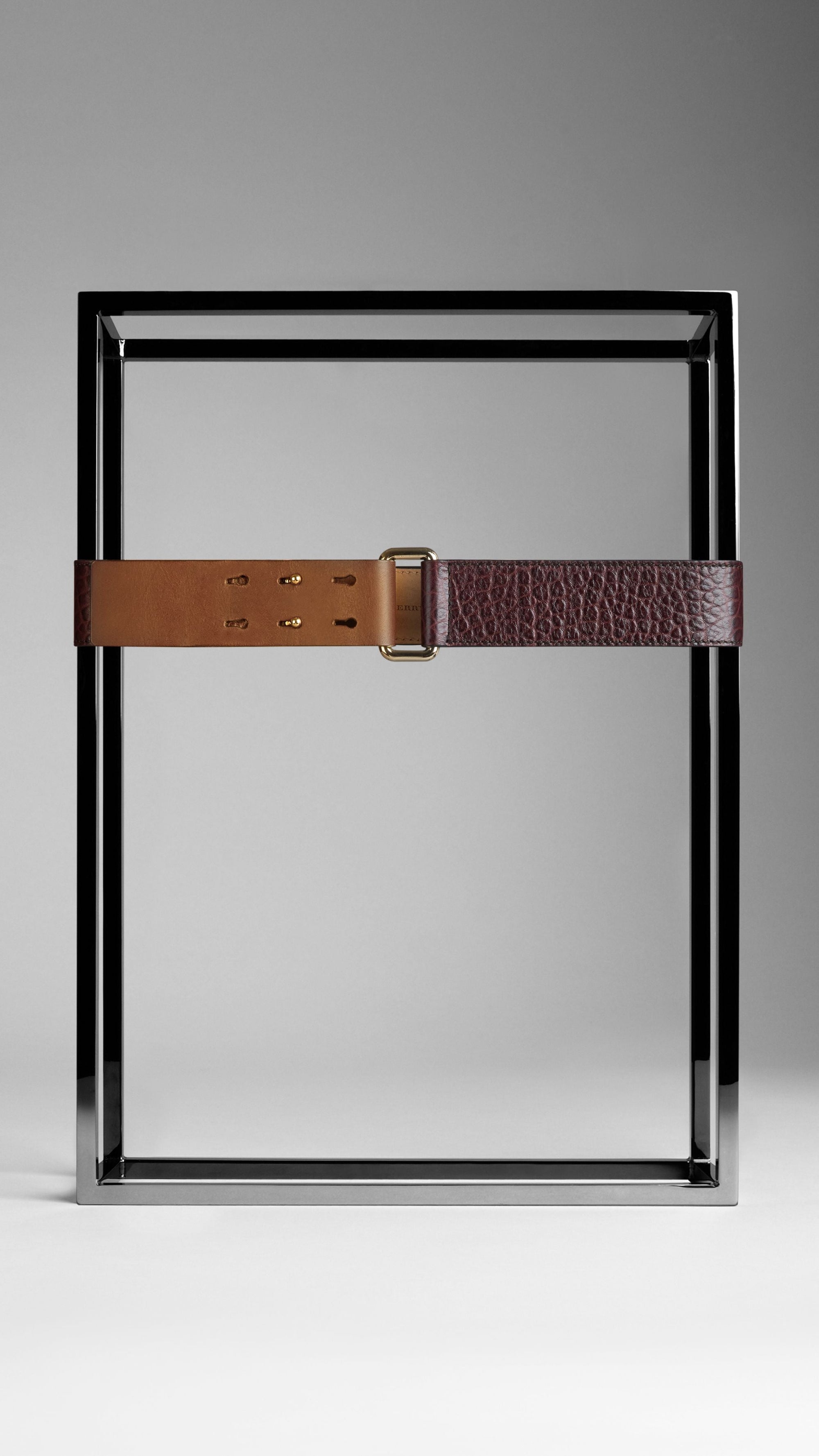 Ceinture en cuir grainé emblématique avec double cran - Deep Claret