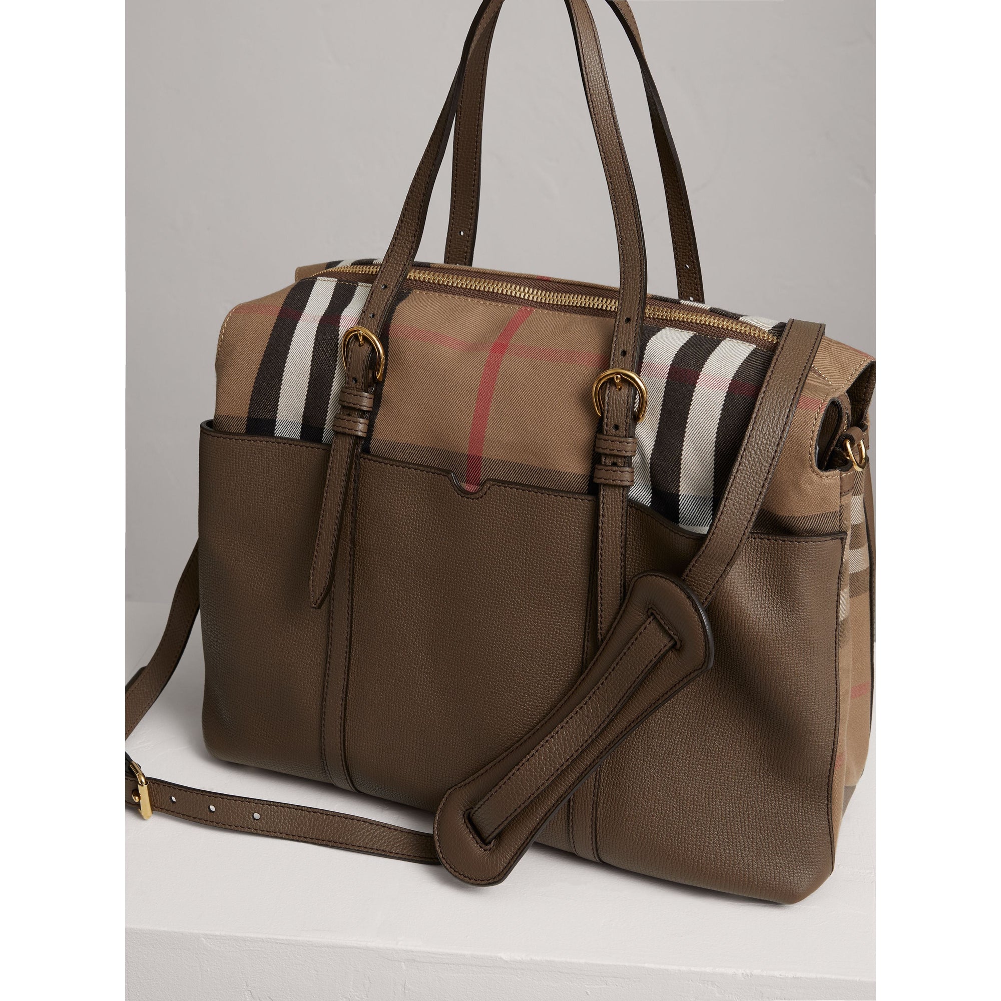 Sac à langer à motif House check avec détails en cuir - Taupe Grey