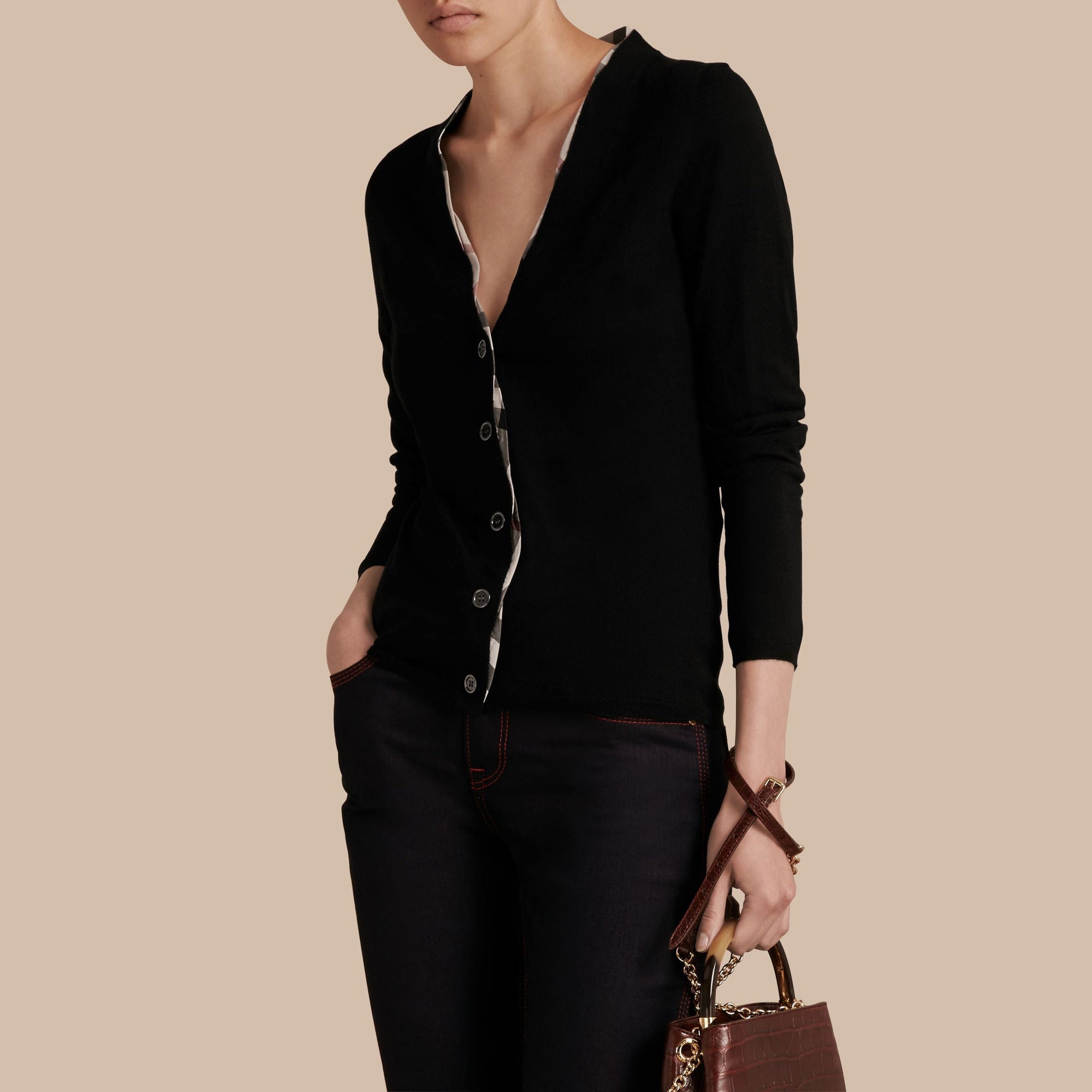Cardigan en laine avec patte à motif check - Black
