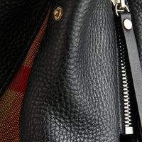 Sac tote medium en cuir orné de touches check - Black