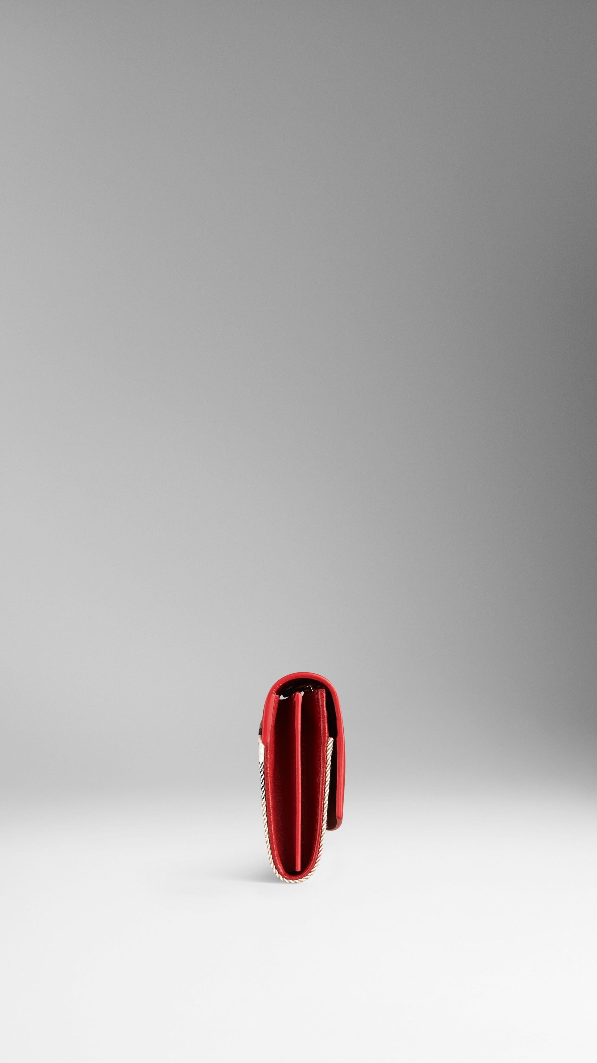 Portefeuille continental en cuir orné d'un motif House check - Military Red