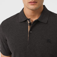 Polo en piqué de coton avec patte à motif check - Dark Charcoal Mel