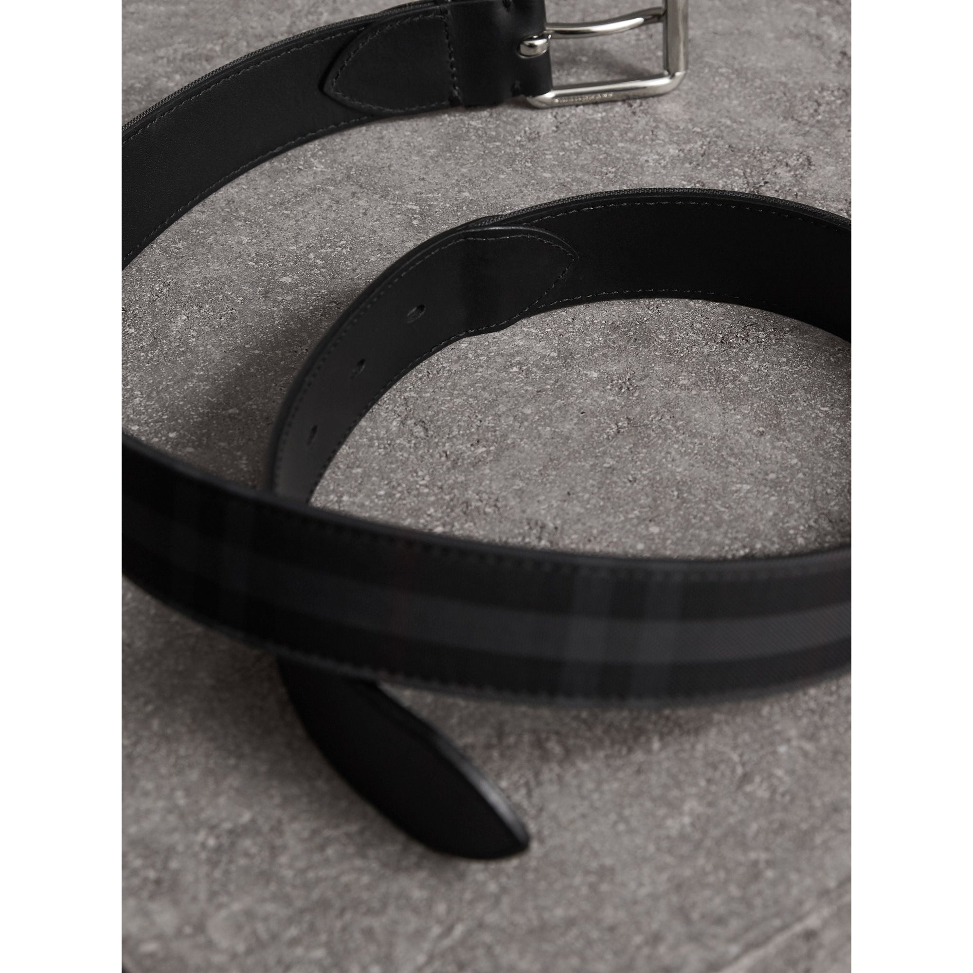 Ceinture à motif Horseferry check avec éléments en cuir - Charcoal & Black