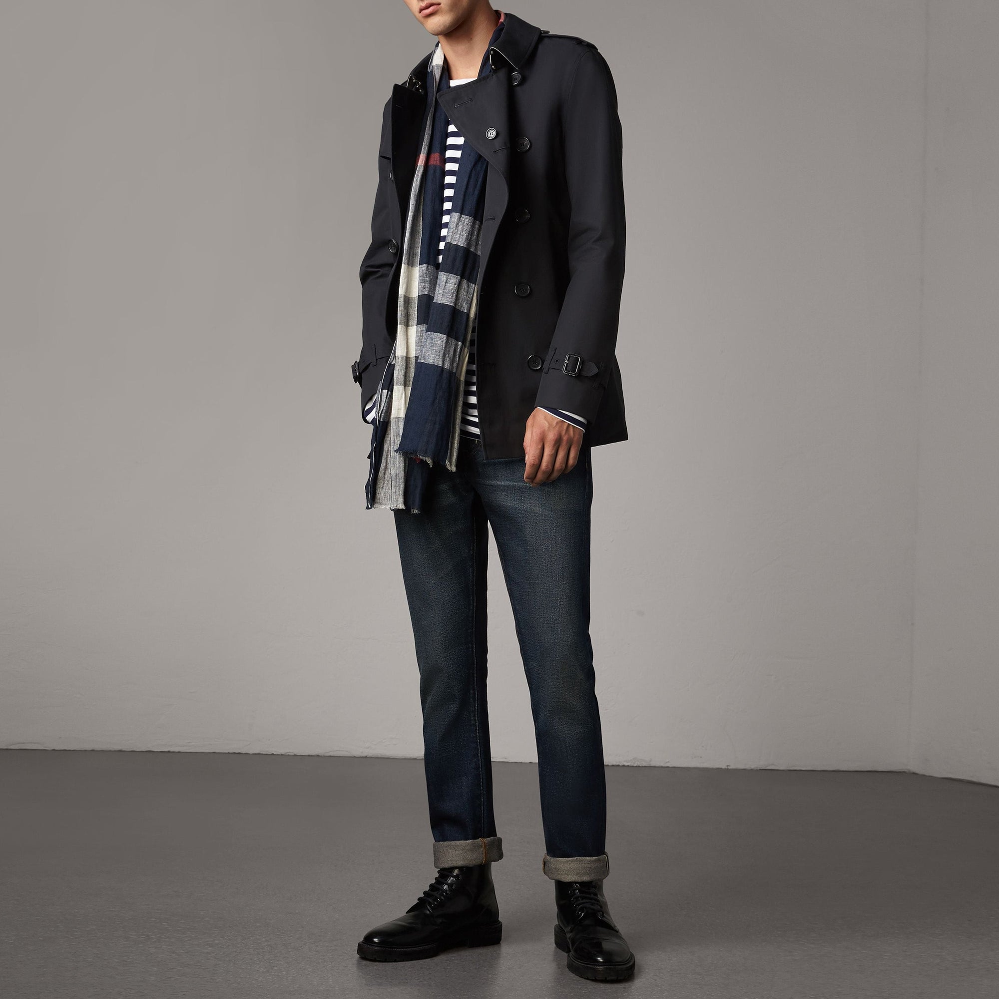 The Sandringham Trench court - Navy
