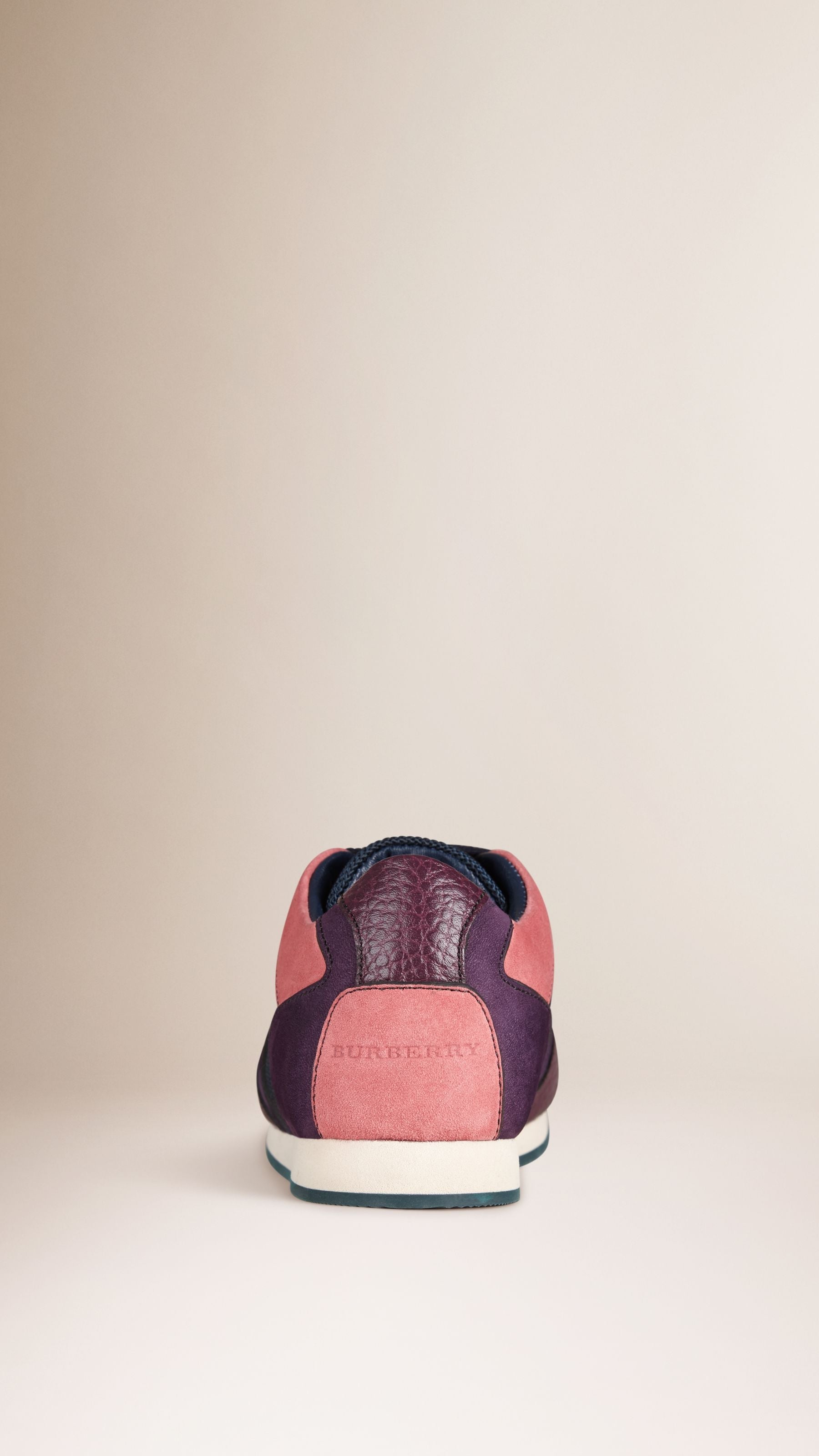Tennis Mini Field Sneaker en cuir avec empiècements filet - Berry
