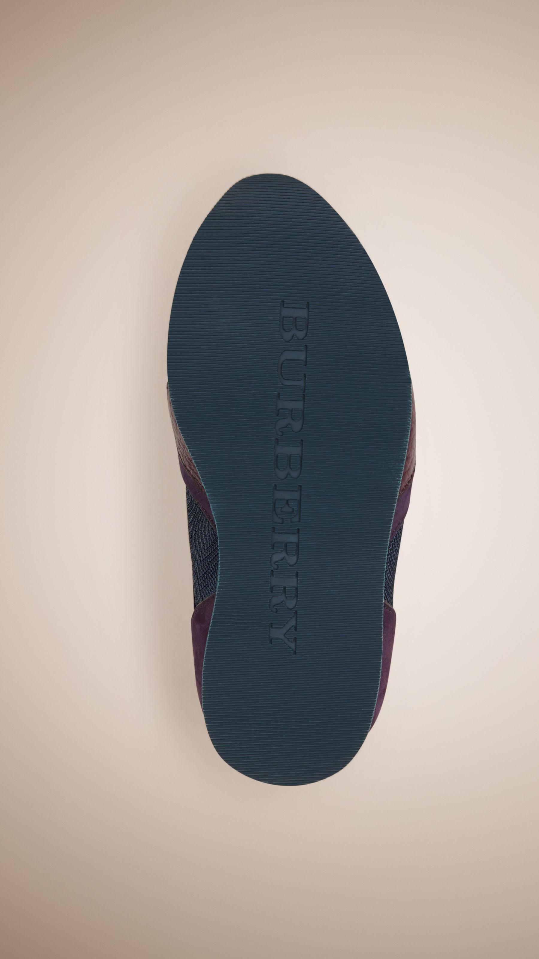 Tennis Mini Field Sneaker en cuir avec empiècements filet - Berry
