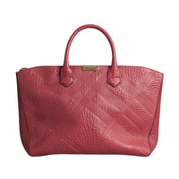 Sac tote medium en cuir à motif check en relief - Peony Rose