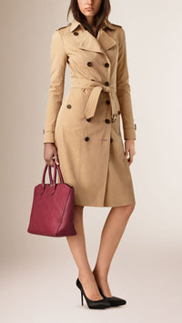 Sac tote medium en cuir à motif check en relief - Peony Rose