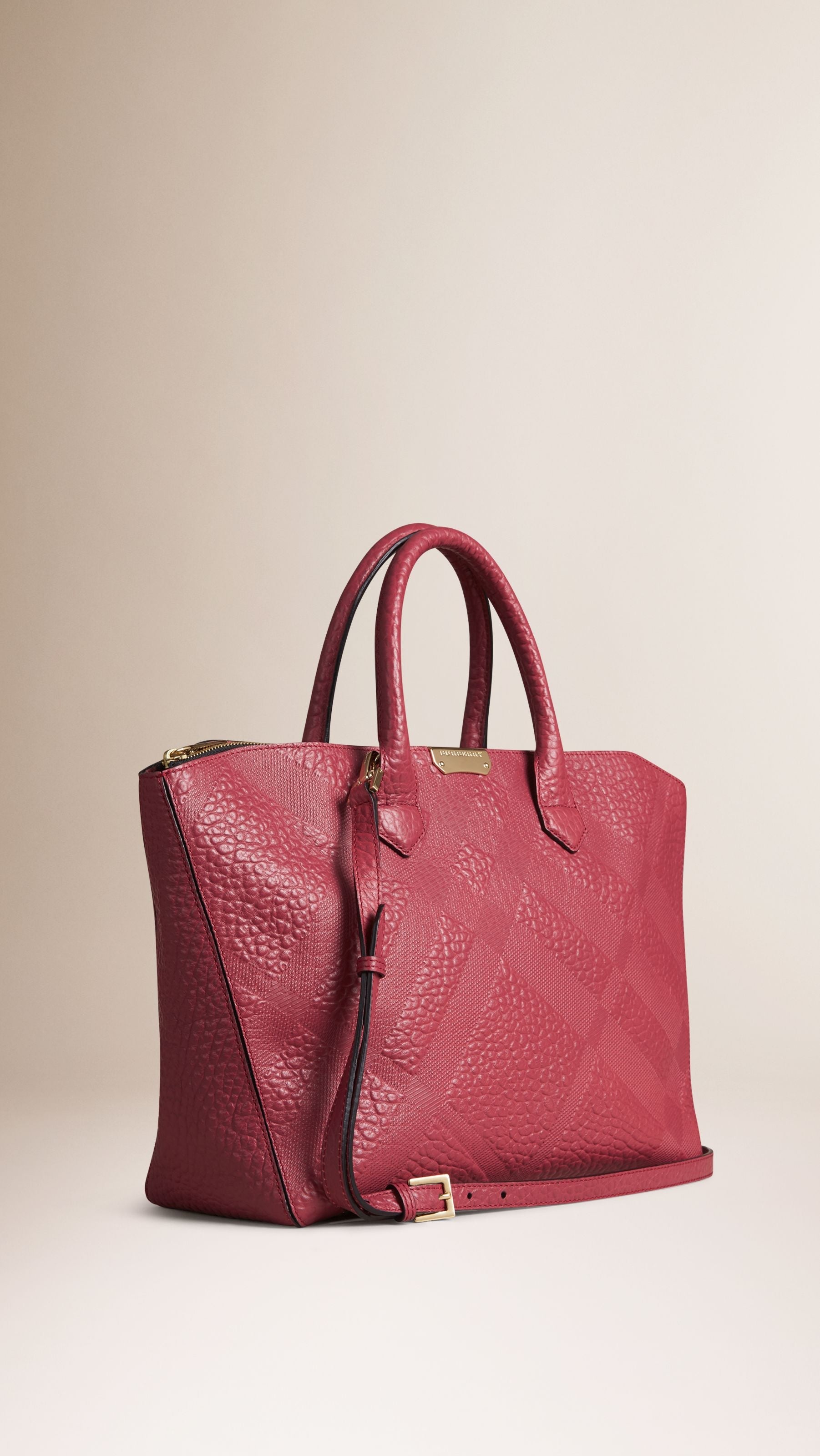 Sac tote medium en cuir à motif check en relief - Peony Rose