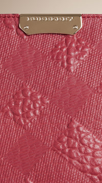 Sac tote medium en cuir à motif check en relief - Peony Rose