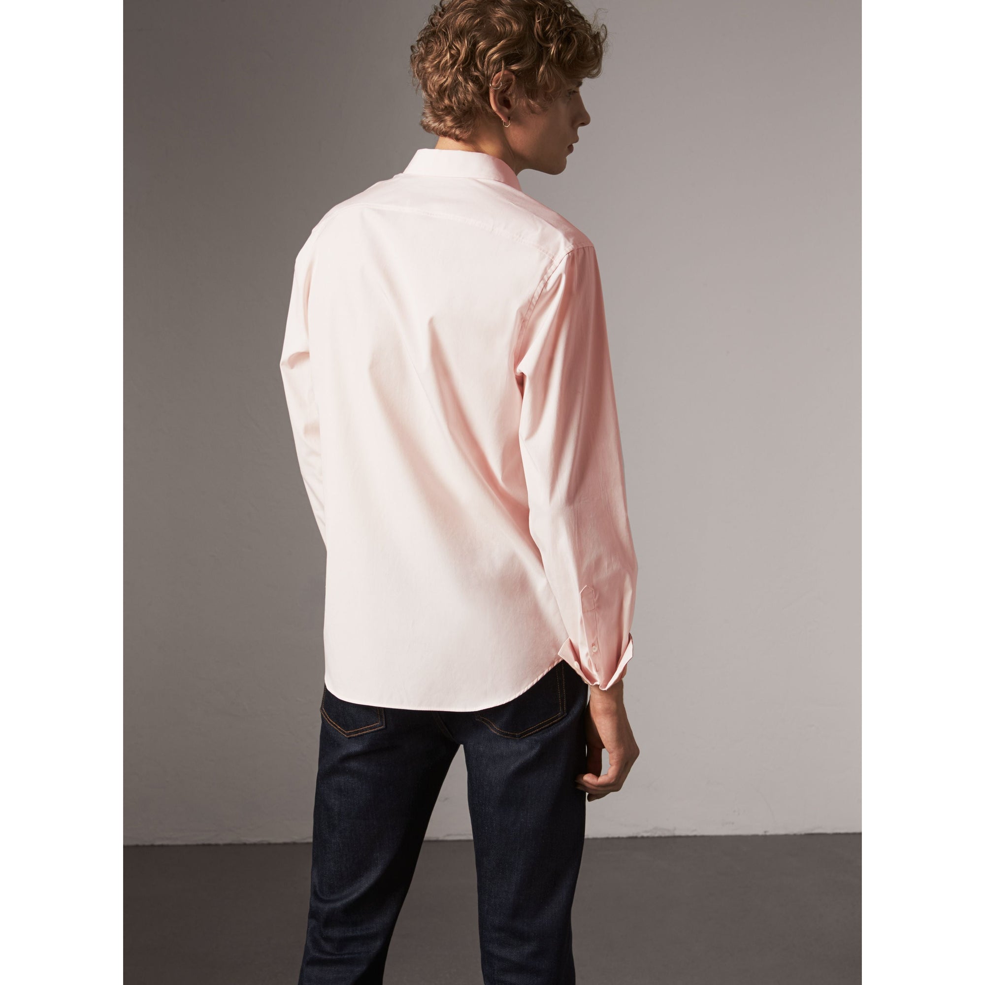 Chemise en popeline de coton extensible avec éléments check - Pale Pink