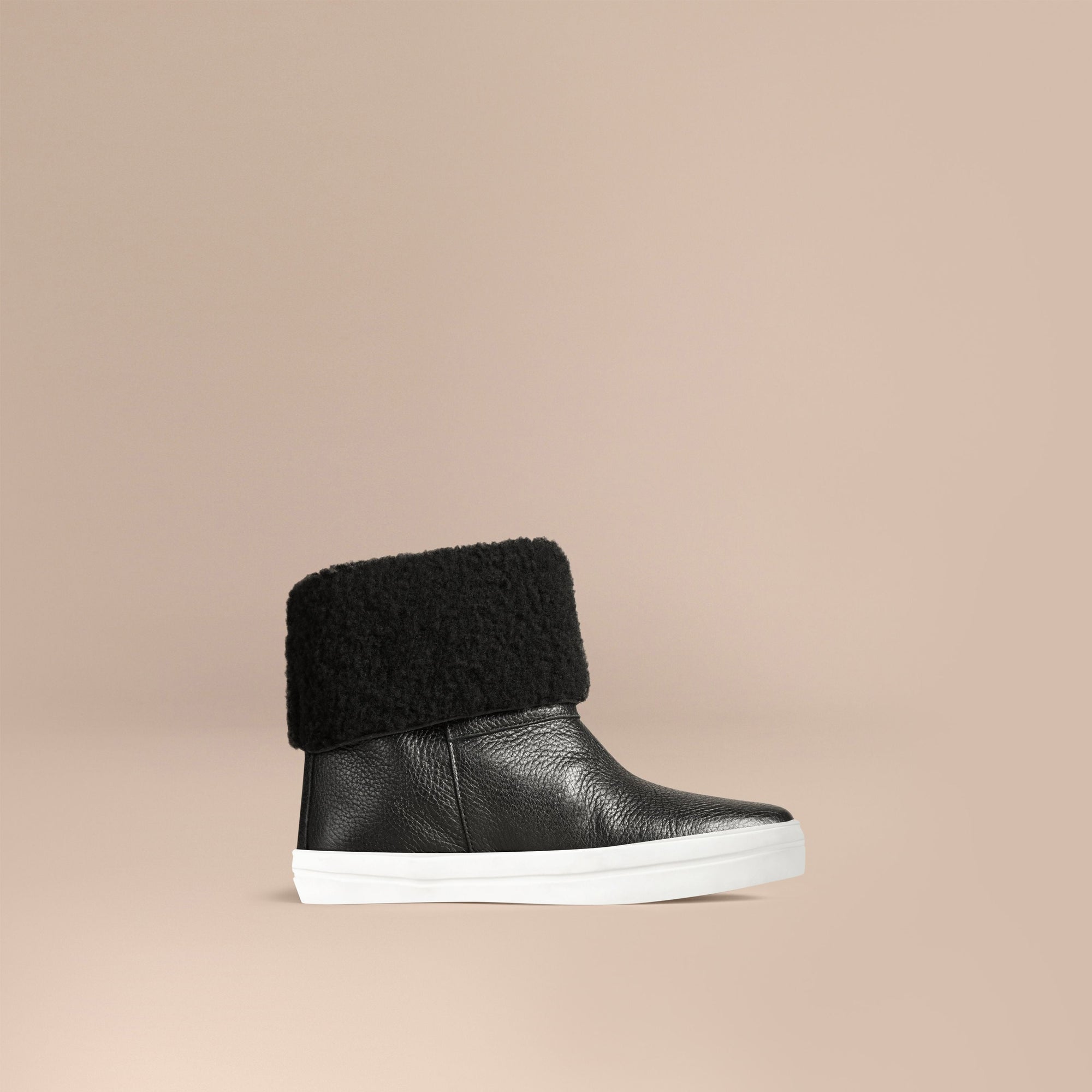 Bottines en cuir grainé doublées de shearling - Black