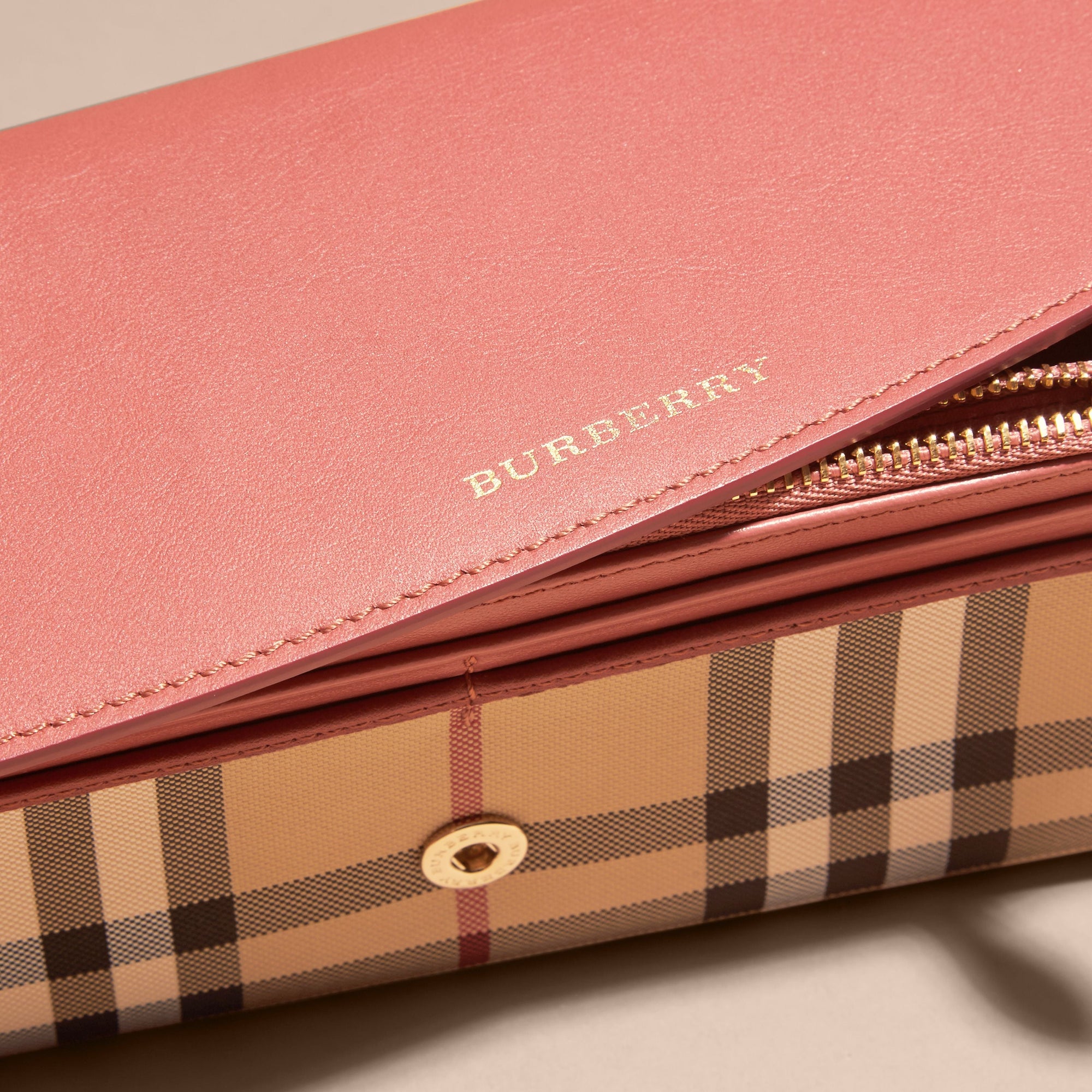 Portefeuille continental Horseferry check avec éléments en cuir - Antique Rose