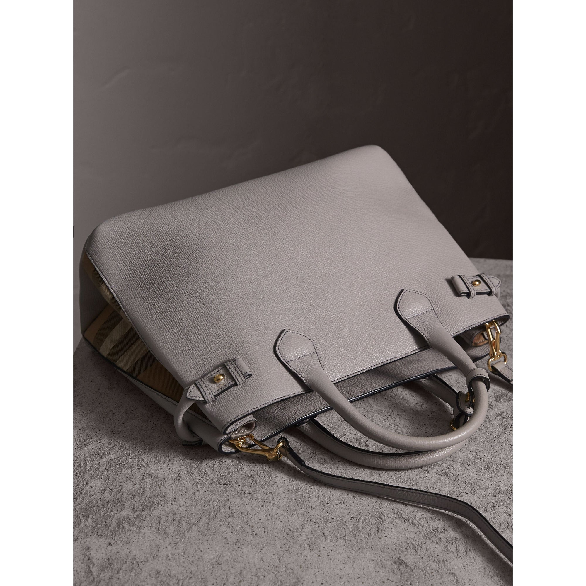 Sac The Banner medium en cuir et coton House check - Light Grey Melange
