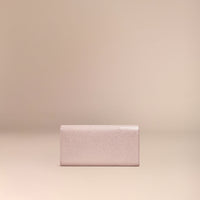 Portefeuille continental en cuir London verni à paillettes - Pale Orchid