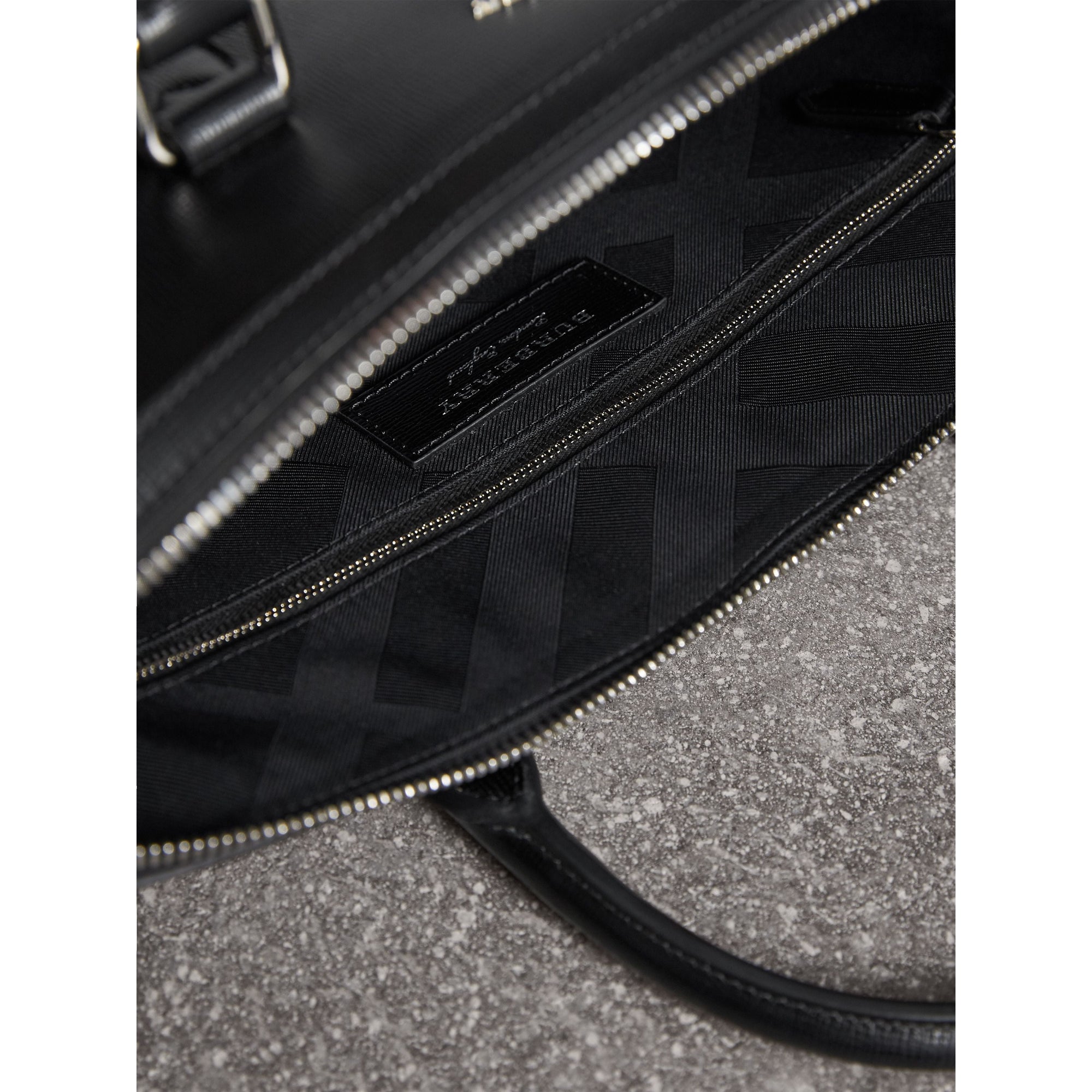 Sac The Barrow fin en cuir London - Black