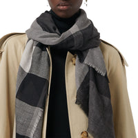 Écharpe légère en cachemire à motif check - Mid Grey