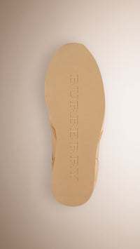 Tennis Field Sneaker en cuir velours et matière filet - Light Nude