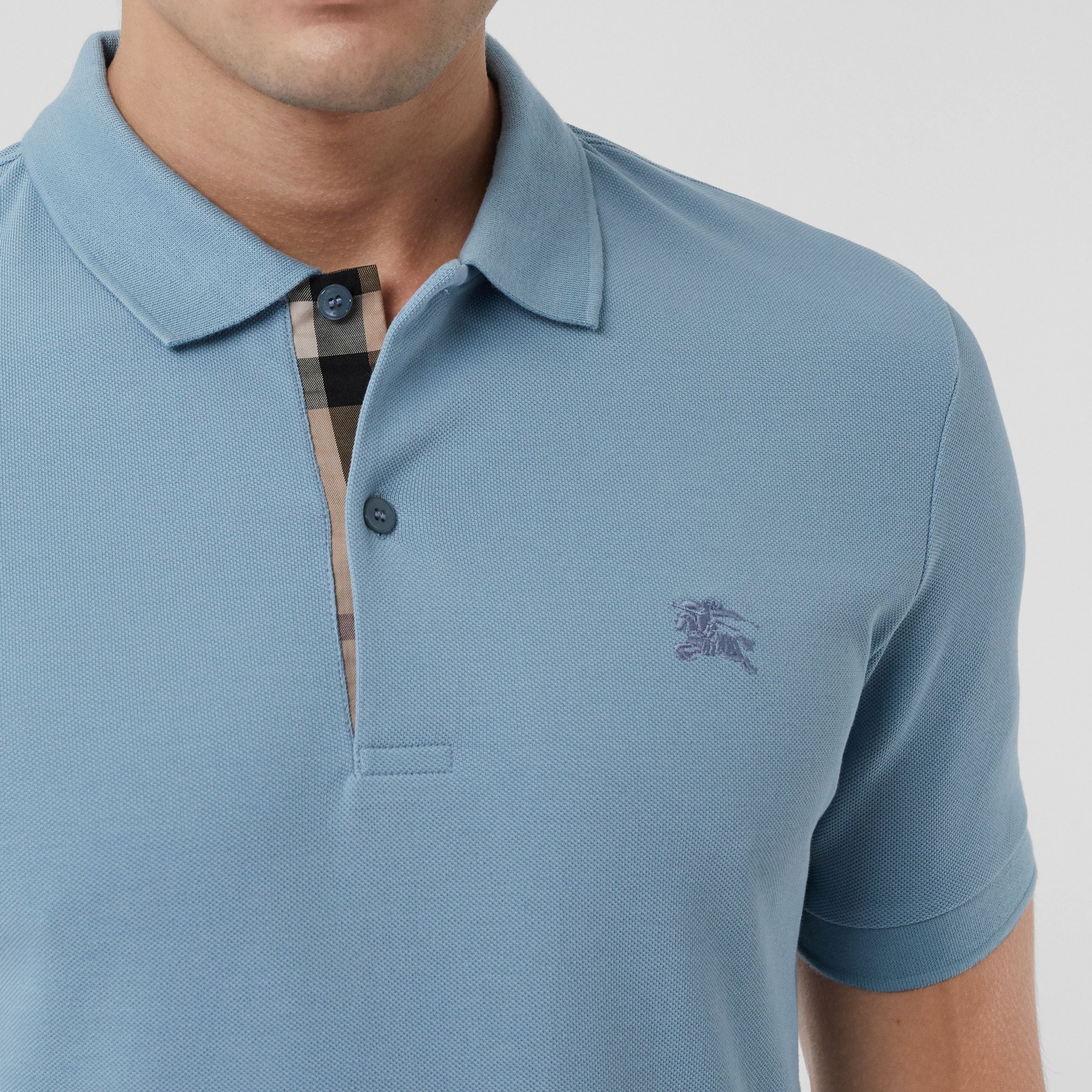 Polo en piqué de coton avec patte à motif check - Pale Blue