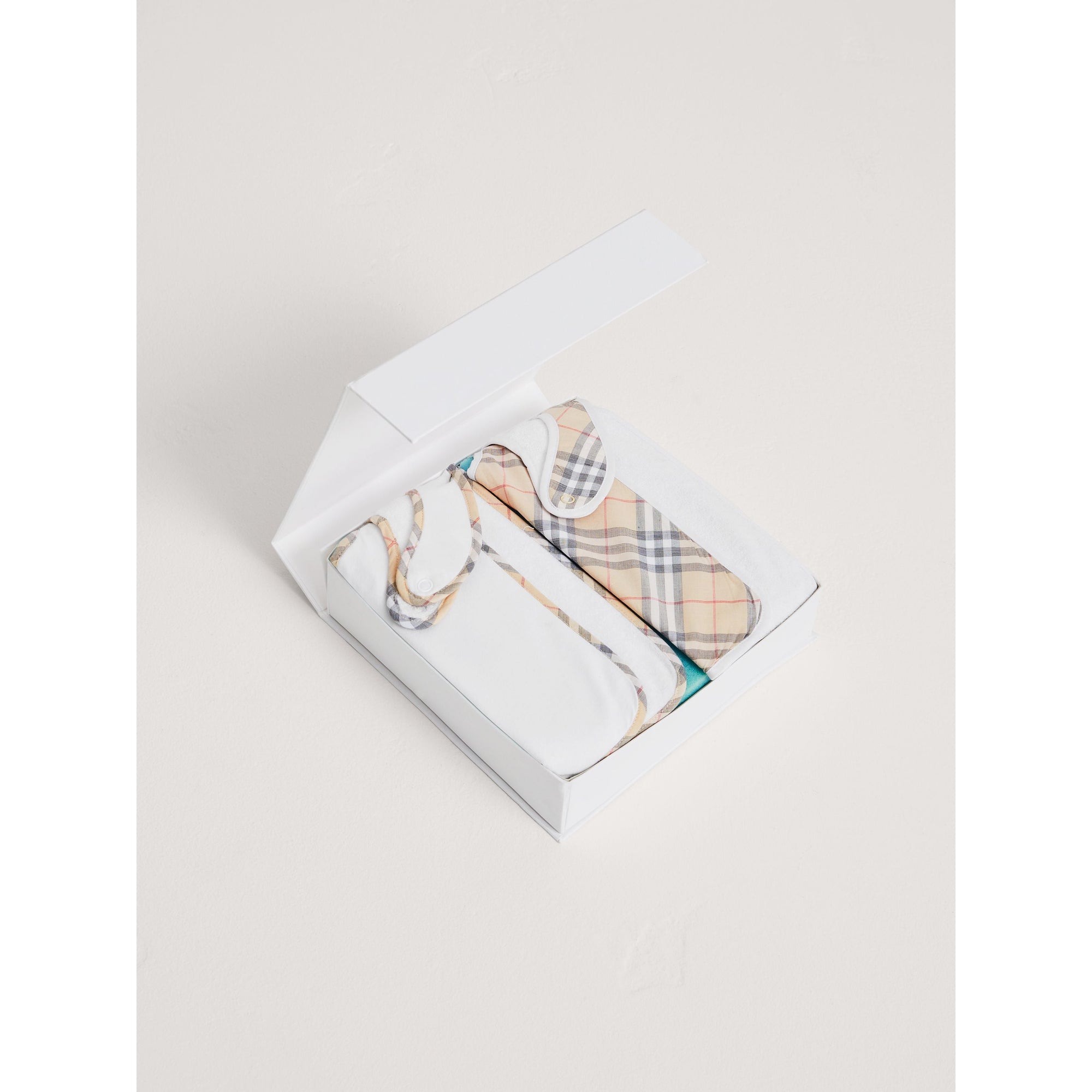 Coffret cadeau bébé deux pièces en coton - White