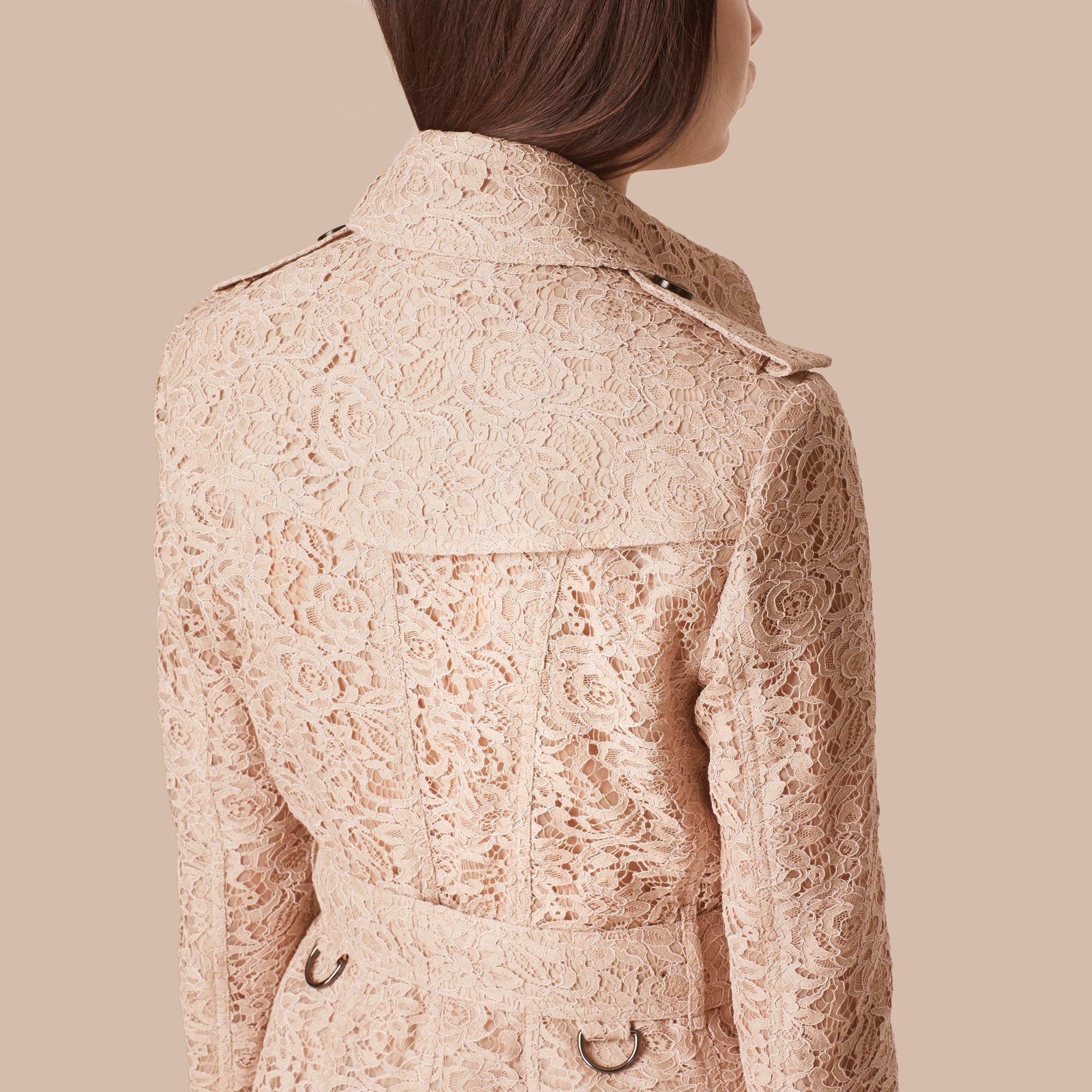 Trench-coat en dentelle italienne - Antique Taupe Pink