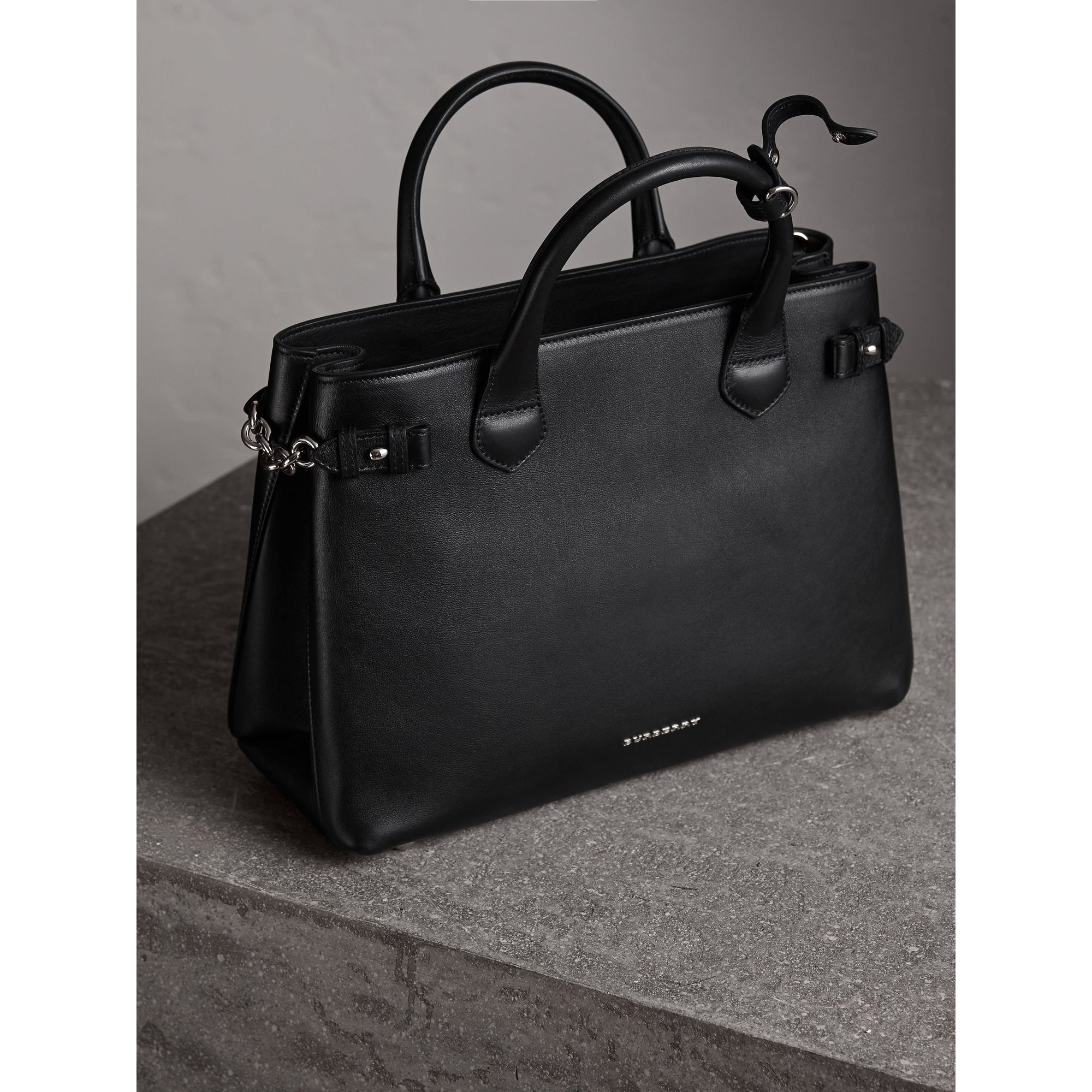 Sac The Banner medium en cuir - Black