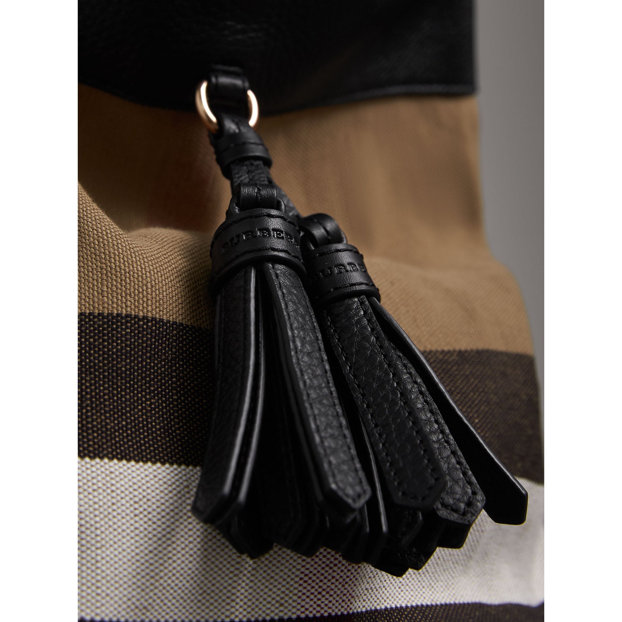 Sac The Ashby medium en toile Canvas check et cuir - Black