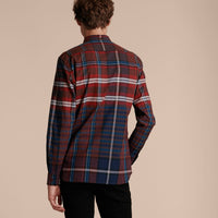 Chemise en coton à motif check avec col boutonné - Burgundy Red