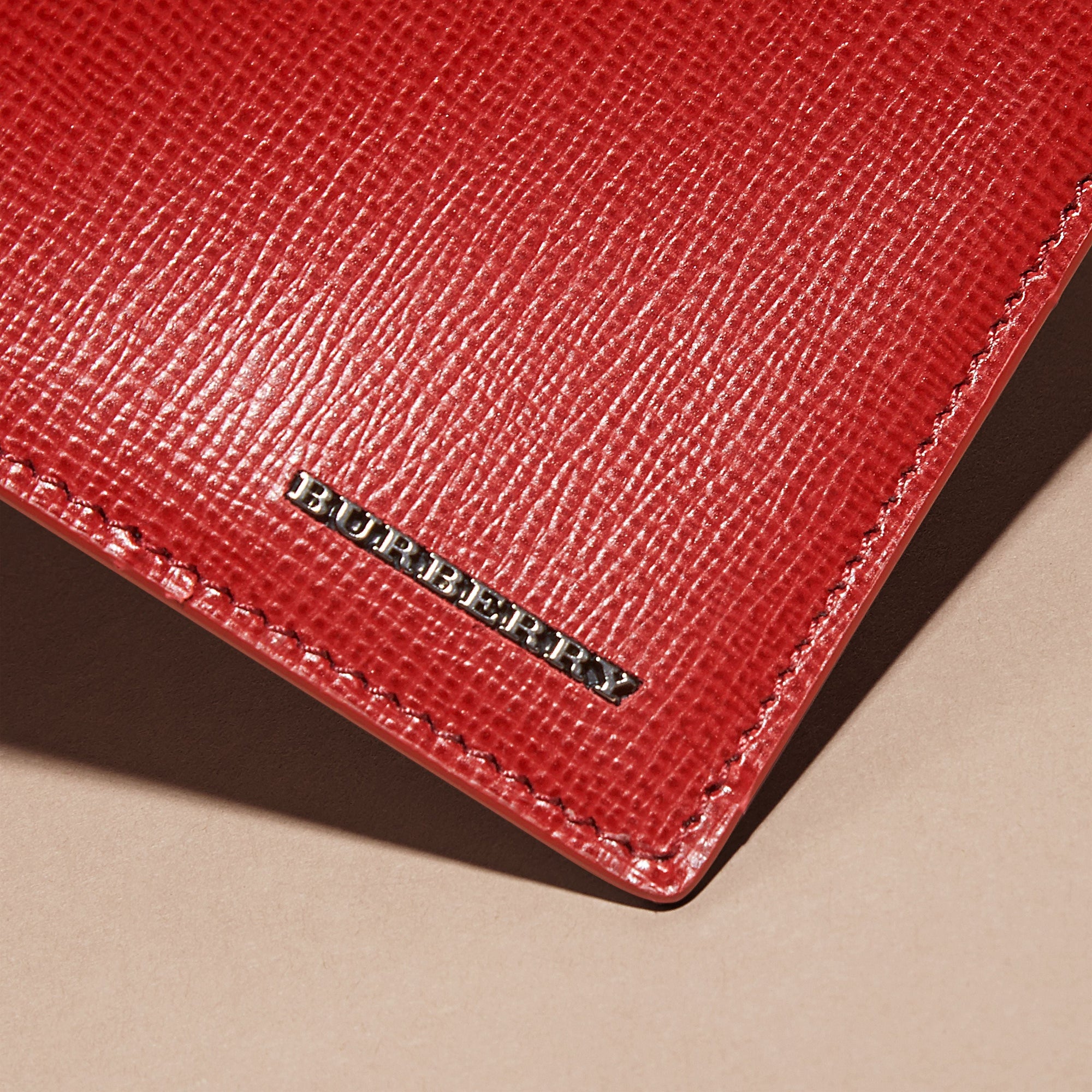 Portefeuille à rabat en cuir London - Dark Military Red