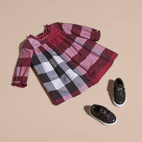 Robe en coton à motif check avec détails ruchés - Dark Plum Pink