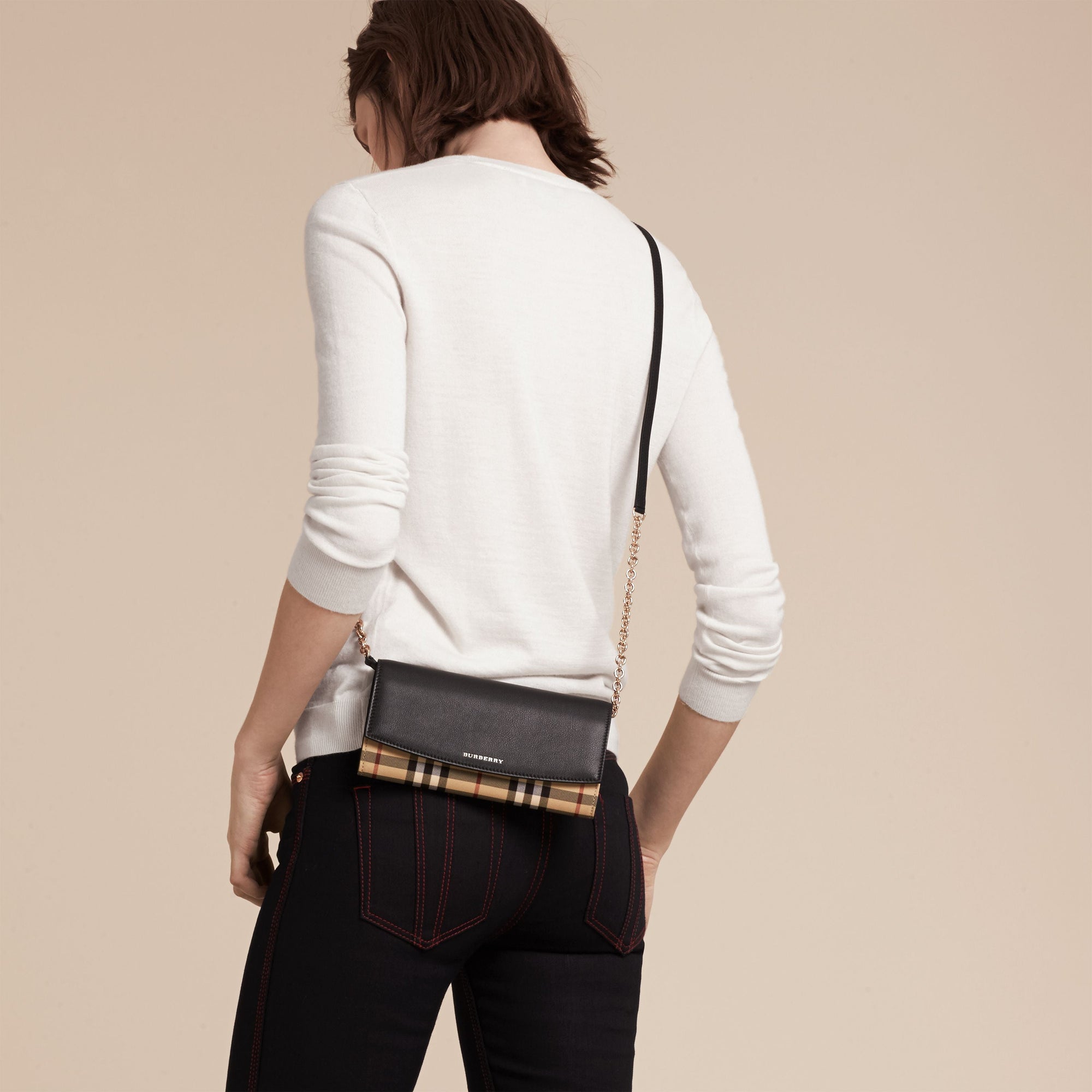 Portefeuille en tissu Horseferry check et cuir avec chaîne - Black