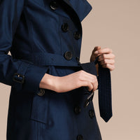 Trench-coat en gabardine de coton - Bright Regency Blue